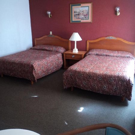 Hotel Monaco Ciudad Juarez Bagian luar foto