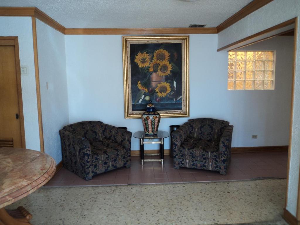 Hotel Monaco Ciudad Juarez Bagian luar foto