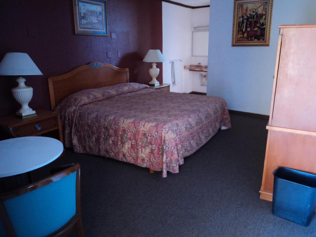 Hotel Monaco Ciudad Juarez Ruang foto